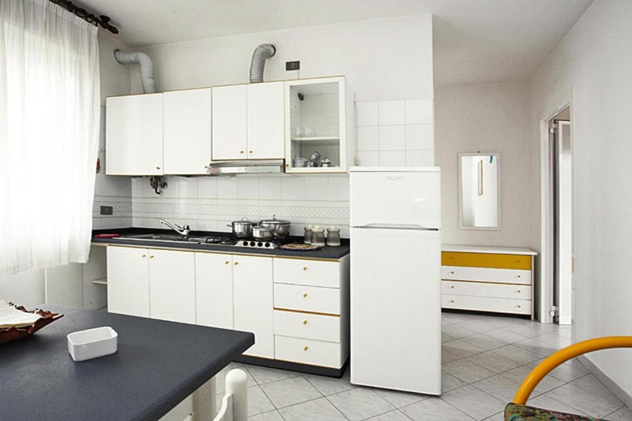 Apartment In Rosolina Mare With A Shared Pool Esterno foto